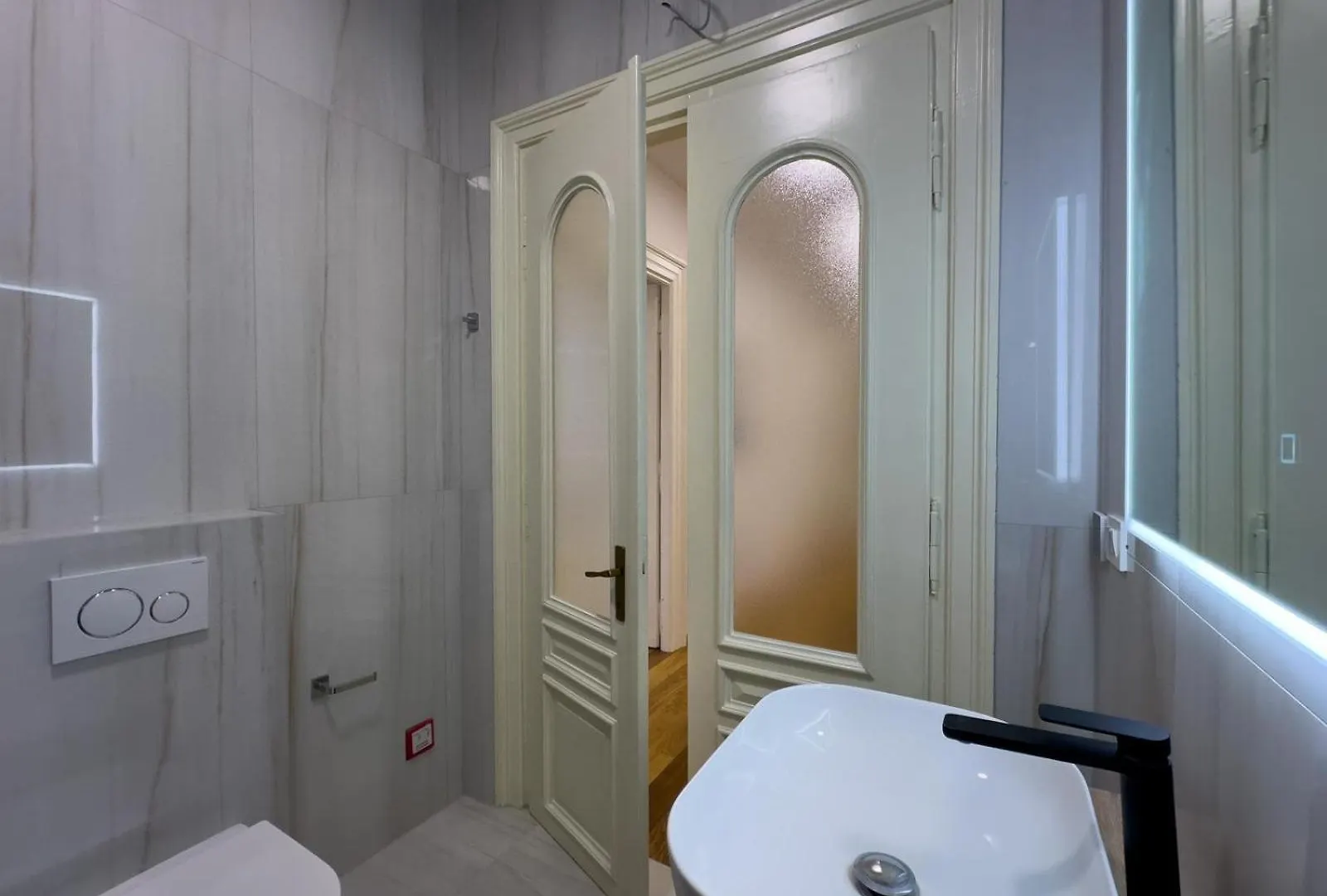 City Center Appartment Pula 0*,